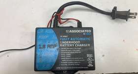 9002a Associated 9002 Automatic 1.5 Amp 12 Volt Battery Maintainer/charger