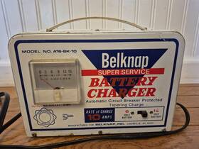 A16-bk-10 Belknap Vintage Super Service Battery Charger 10 Amp Model A16-bk-10 Belknap Vintage Super Service Battery Charger 10 Amp Model