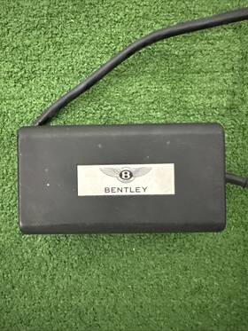 D422 Bentley Battery Trickle Charger Maintainer Oem Model