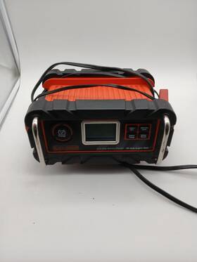 Bcd15bd Black & Decker Bdc15bd - 15 Amp Battery Charger 40 Engine Start Bcd15bd Black & Decker Bdc15bd - 15 Amp Battery Charger 40 Engine Start