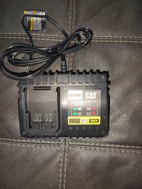 Dxc4 Caterpillar Brand New Battery Charger
