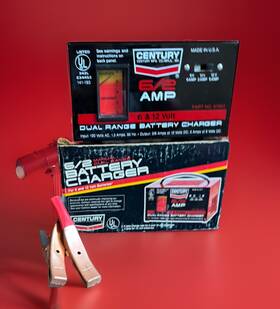 87062 Century 010271003198 Battery Charger 6 And 12 Volt Model - Tested