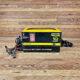 141-123 Century Vintage Battery Charger 6 And 12 Volts 10 Amp Model B Tested 141-123 Century Vintage Battery Charger 6 And 12 Volts 10 Amp Model B Tested