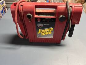 5.183.407 Century Portable Engine Starting Jumper 1000 5.183.407 Century Portable Engine Starting Jumper 1000
