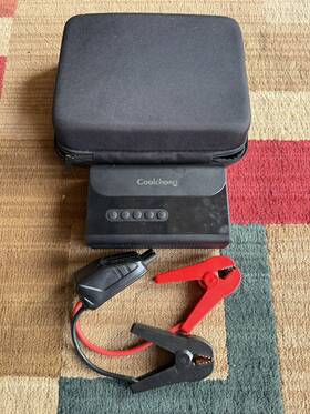 Hz009 Coolchong 9v Multi-functional Jump Starter / Air Pump Power Bank With Carrying Case