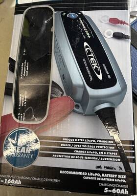 59-926 Ctek Battery Chargers 59-296 Fully Automatic 12v-4.3amp Charger And Maintainer New 59-926 Ctek Battery Chargers 59-296 Fully Automatic 12v-4.3amp Charger And Maintainer New
