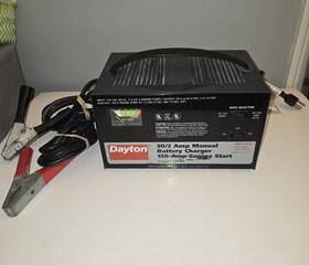 2z556e Dayton 30/2 Amp Manual Battery Charger 150 Engine Start Heavy Duty