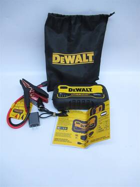 Gp3119604 Dewalt Dxaej25 2500a Max Output Jump Starter Gp3119604 Dewalt Dxaej25 2500a Max Output Jump Starter