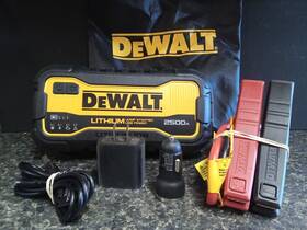 Dxaelj25 Dewalt Ri4 2500 Peak Amp Li-ion Jump Starter With Usb Power Bank Amps