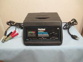 200.713201 Diehard 20/15/10/2 Amp Fully Automatic Battery Charger