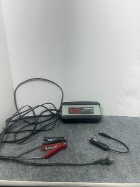 Swc1137 Diehard Die Hard Battery Charger/maintaner 3a 6v/12v