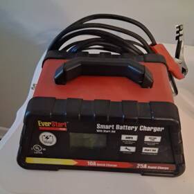 1801087528 Everstart Car Battery Jump Box Electrical Outlet Plug In