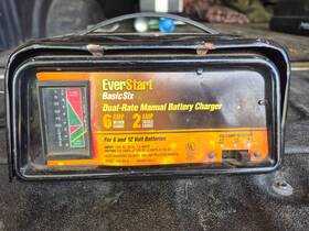 Wm-86 Everstart Wm 82-6 Basic Six Dual Rate 2 And 6 Amp 12 V Manual Battery Charger Wm-86 Everstart Wm 82-6 Basic Six Dual Rate 2 And 6 Amp 12 V Manual Battery Charger