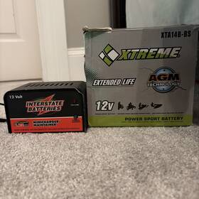 Xta14b-bs Interstate Batteries 12 Volt Minichager Maintainer Fully Automatic 1.25 Amp