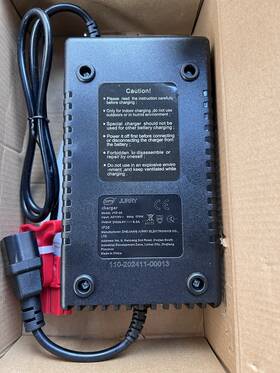 Dc26.3v Jurry Jyd-24 Battery Charger Model Input Ac110v 60hz 170w Output 6.0a Dc26.3v Jurry Jyd-24 Battery Charger Model Input Ac110v 60hz 170w Output 6.0a