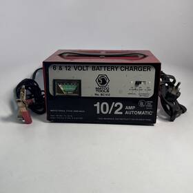 Bc102 Matco Tools Vtg 6 And 12 Volt Car Battery Charger 10/2 Amp Automatic Used Us