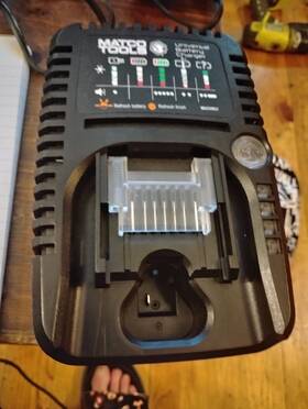 Matco Tools Muchrg1 Universal Battery Charger