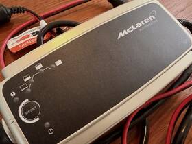 56831v0vv2000197 Mclaren Ctec Lithium-ion Battery Charger 12vdc 7a 720s 600lt 675lt 570s 650s