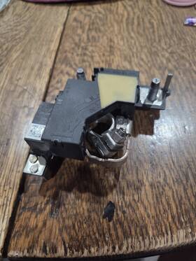 246.906.96.00 Mercedes-benz Battery Current Limiter Backup 2014-2026 2469069600 246 906 86 01