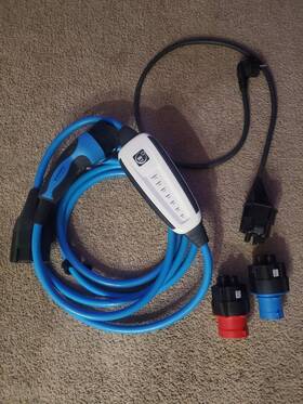 36338 Nrgkick Mobile Charger 22 Kw 32a 16a 5 Meter For Evs With Type 2 Mennekes Port