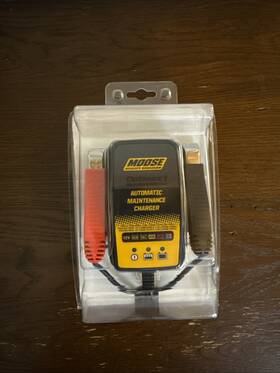 Tm-413 Optimate Moose Utility Division 1 Duo Automatic Battery Charger And Maintainer