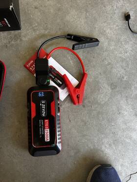 Et03-2500a Peak 2500a Car Jump Starter C And H021 5000a Battery Pack Portable