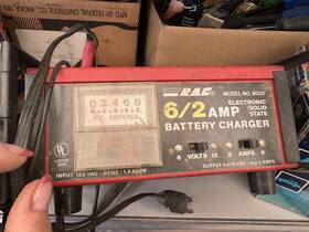 8020 Rac 6/2 Amp Dual Rate Battery Charger 6 / 12 Volt Model Tested