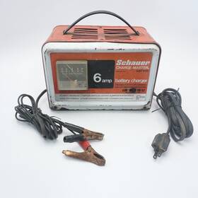 0124-05 Schauer B6612 Vintage 6 Amp And 12 Volt Battery Charger Model Solid State