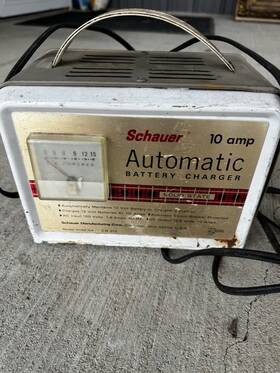 0132-04 Schauer 0132 04 Cr312 Automatic Battery Charger Model 10 Amp Usa Vintage Blhn