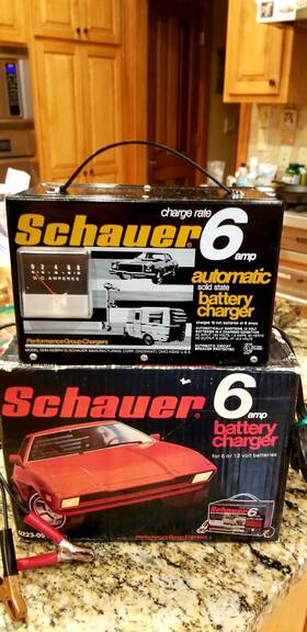 0223-05 Schauer B7612 Vintage Battery Charger 6 Amp 6/12 Volt And Box Ships Free