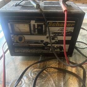 Cr412 Schauer Vintage 10 Amp Battery Charger 12v Automatic/manual Tested Read Cr412 Schauer Vintage 10 Amp Battery Charger 12v Automatic/manual Tested Read