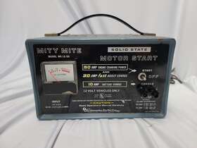 08-99-000172 Schumacher Vintage Mity Mite Electric Co Battery Charger Ws 12-50 Usa 08-99-000172 Schumacher Vintage Mity Mite Electric Co Battery Charger Ws 12-50 Usa