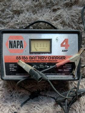 0899000439 Schumacher Vintage 4 Amp Napa 85-156 Battery Charger Bench Top 6v 12v 0899000439 Schumacher Vintage 4 Amp Napa 85-156 Battery Charger Bench Top 6v 12v