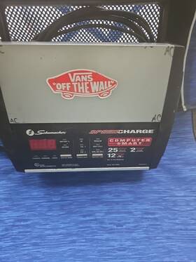 0899002390 Schumacher Speed Charge Model Wm-2500a 25 12 And 2 Amp Charges Works 0899002390 Schumacher Speed Charge Model Wm-2500a 25 12 And 2 Amp Charges Works