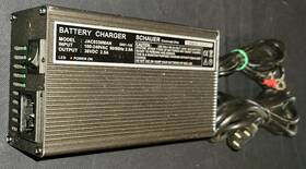 36v25a Schumacher 36 Volt 2.5 Amp Lead Acid Battery Maintenance Charger 36v25a Schumacher 36 Volt 2.5 Amp Lead Acid Battery Maintenance Charger