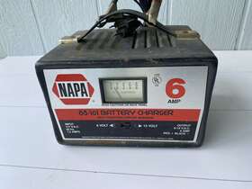 85-161 Schumacher Napa 6volt/12 Volt. 6 Amp Battery Charger Made By 85-161 Schumacher Napa 6volt/12 Volt. 6 Amp Battery Charger Made By