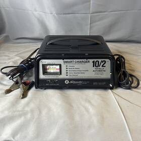 Se-102 Schumacher Model Automatic Battery Smart Charger 10/2 Amp - Rare Se-102 Schumacher Model Automatic Battery Smart Charger 10/2 Amp - Rare