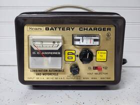 608.71661 Sears 6 Amp Battery Charger And 12 Volt Batteries Automobile Motorcycle