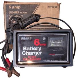 608.718580 Sears 708.718580 Vtg 6 Amp Battery Charger 12 Volt Box And Manual Tested Working