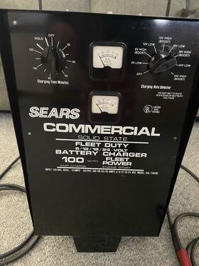 934.718200 Sears Commercial Fleet Duty Battery Charger