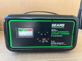 200.71212 Sears H9810 Nice Vintage 10/2 Amp Fully Automatic Battery Charger Model