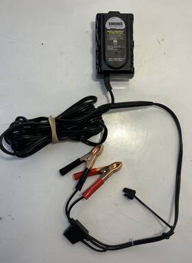 01086 Simoniz Deluxe 12 Volt Ft Battery Maintainer And Float Charger Detachable Clips