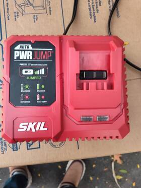 032112370 Skil 20 Volt Skills Jump Charger 032112370 Skil 20 Volt Skills Jump Charger