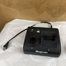 Ctc131a Snap-on New 14.4 V 18 Dual Bay Charger