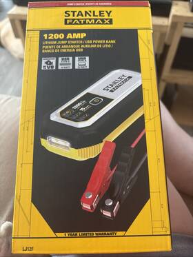 Stanley 814632015413 Fat Max 1200 Amp Lithium Jump Starter Usb Power Bankledlght Type C&aport Stanley 814632015413 Fat Max 1200 Amp Lithium Jump Starter Usb Power Bankledlght Type C&aport