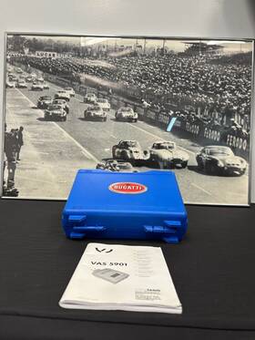 5901 Vas Plug In Trickle Charger Veryon Vitesse Grand Sport Magnetic Bugatti