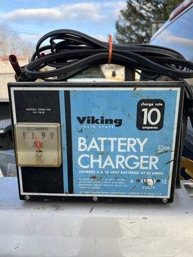 Bc7612 Viking Vintage Battery Charger/booster