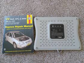 600200830 Volkswagen Vw Solar Battery Charger 1c0 915 687 Haynes Repair Manual 1999-2005 600200830 Volkswagen Vw Solar Battery Charger 1c0 915 687 Haynes Repair Manual 1999-2005